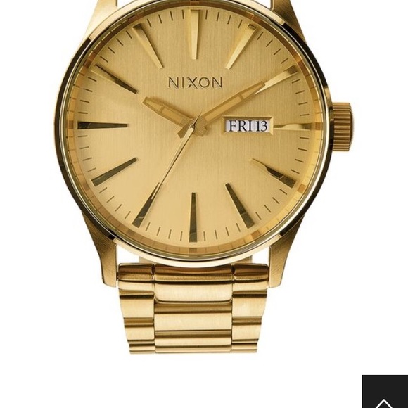 Nixon sentre ss main image 4